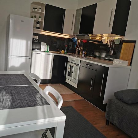 E34 Appartement Boedapest Buitenkant foto